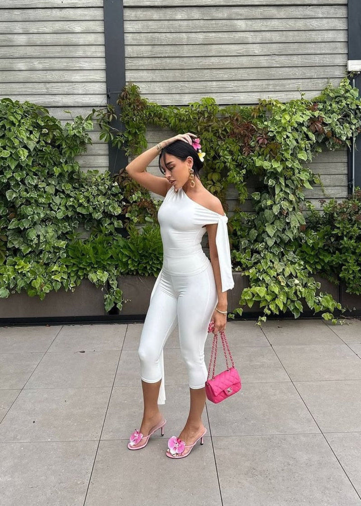 One Shoulder Knot Detail Top & Capri Pants Co-Ord