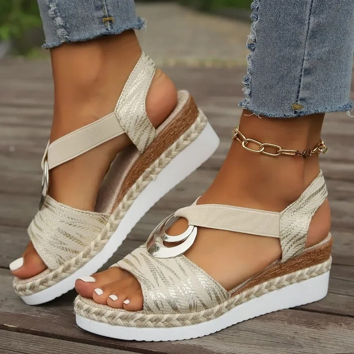 Quinn | Comfortable Sandals with Breathable Design for Everyday Use