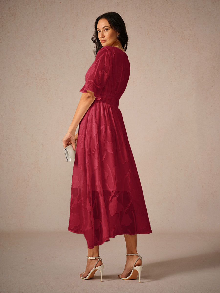Kyla | Elegant Midi Dress with Flutter Sleeves and Lace Detailing