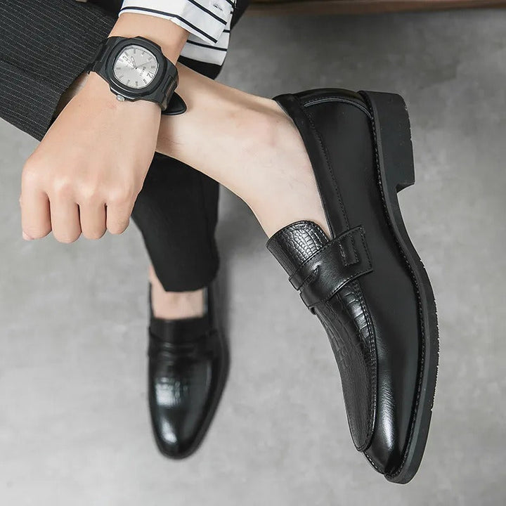 Bryan | Classic Elegant Low Shoes for Every Occasion