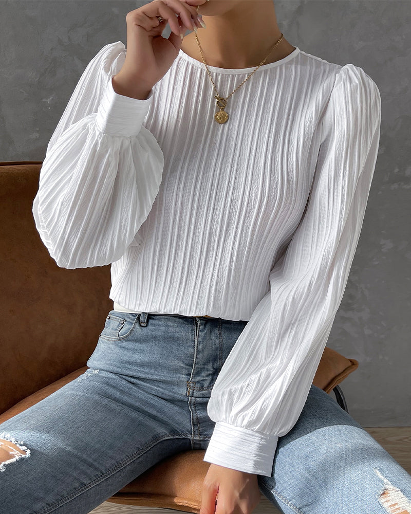 Hannah | Pleated Blouse with Elegant Lantern Sleeves