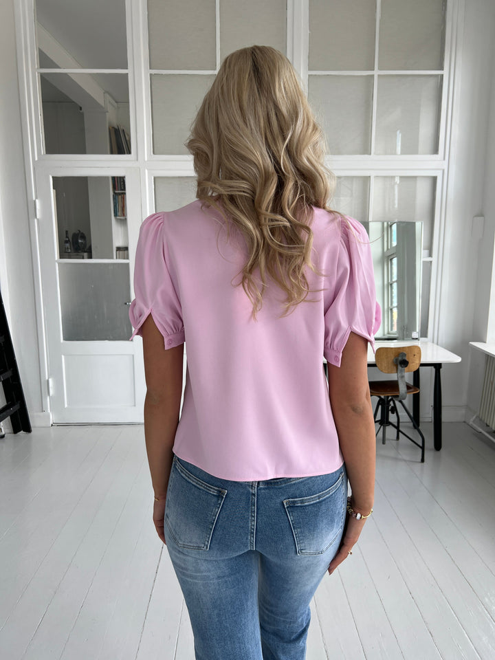 Ariel | Elegant Floral Blouse
