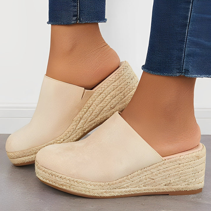 Bella | Women's Stylish and Comfortable Mules for Summer and Travel