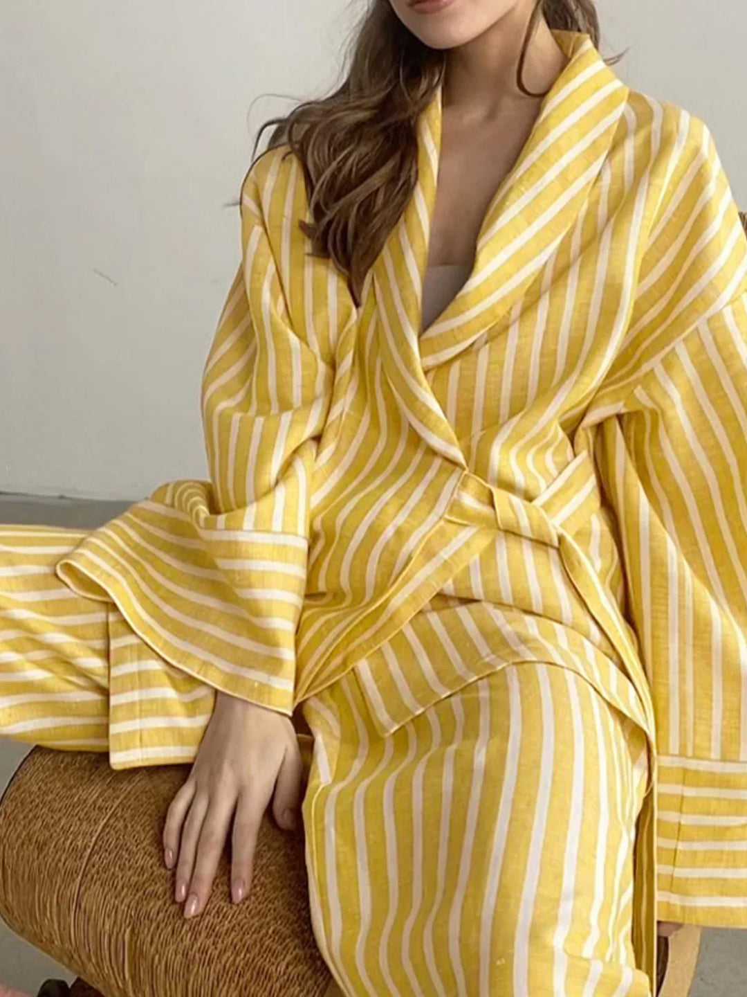 Oversized Knotted Striped Outfit