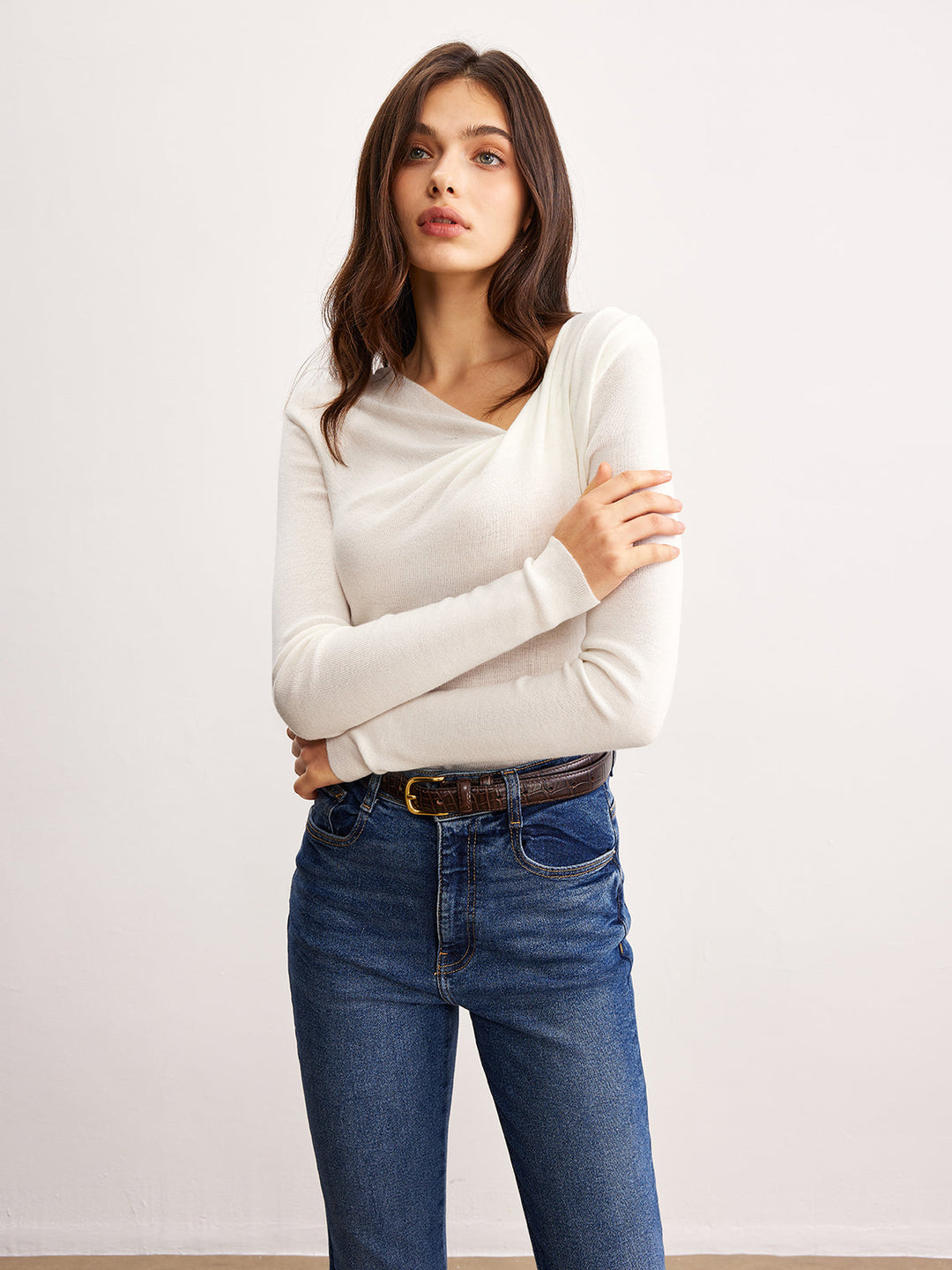 Yvette | Elegant Minimalist Long Sleeve Top