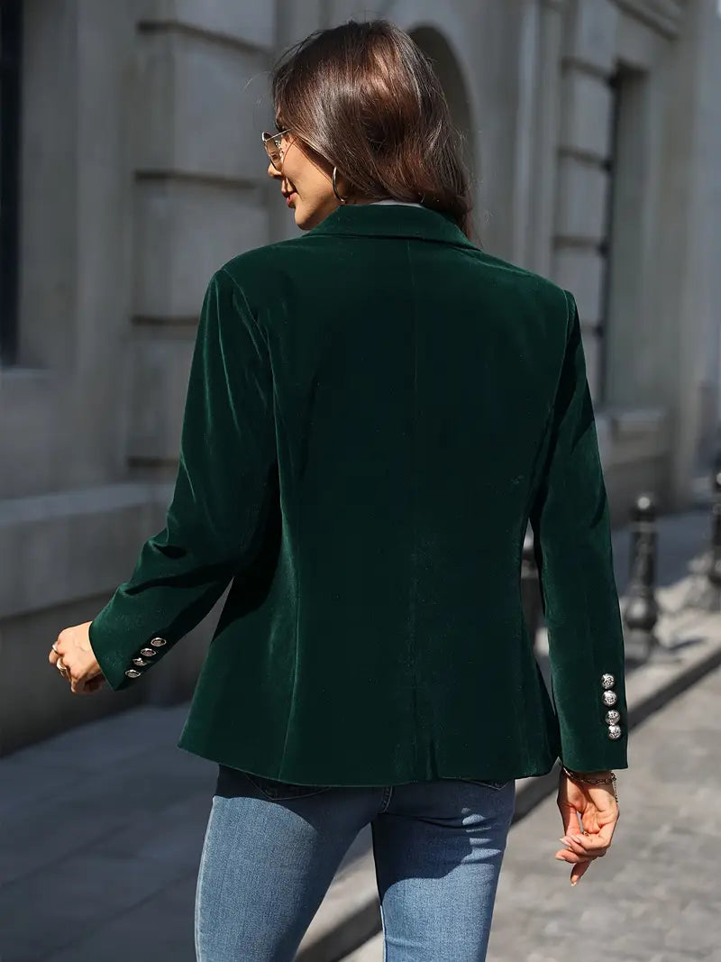 Julissa – Elegant Velvet Blazer